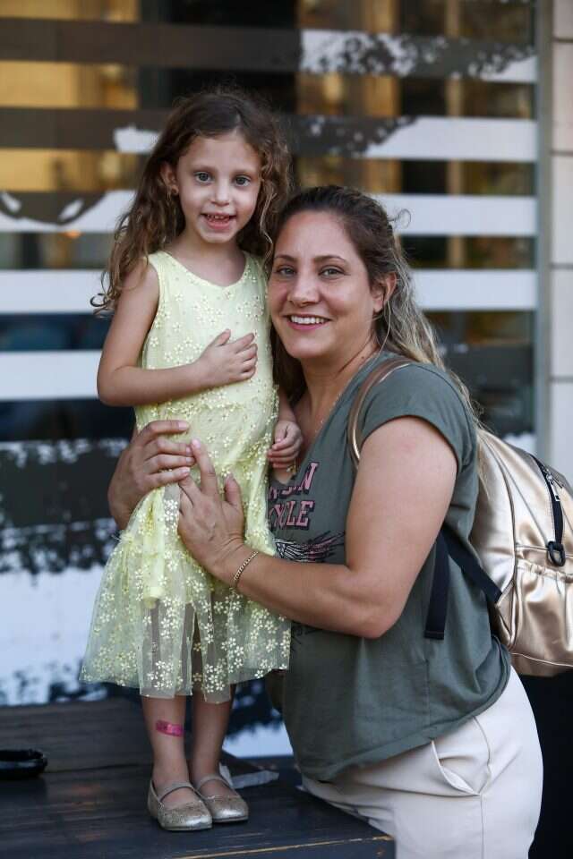 הילה. | יוסי אלוני הילה. | יוסי אלוני