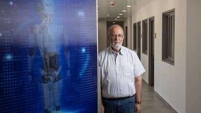 אלוף במיל' יצחק בן-ישראל. | אבישג שאר-ישוב