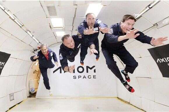 איתן סטיבה בתחנת החלל הבינלאומית במסגרת משימת רקיע | AFP איתן סטיבה בתחנת החלל הבינלאומית במסגרת משימת רקיע | AFP