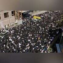 מסע הלוויה של הרב שלום כהן, ארכיון. | AFP