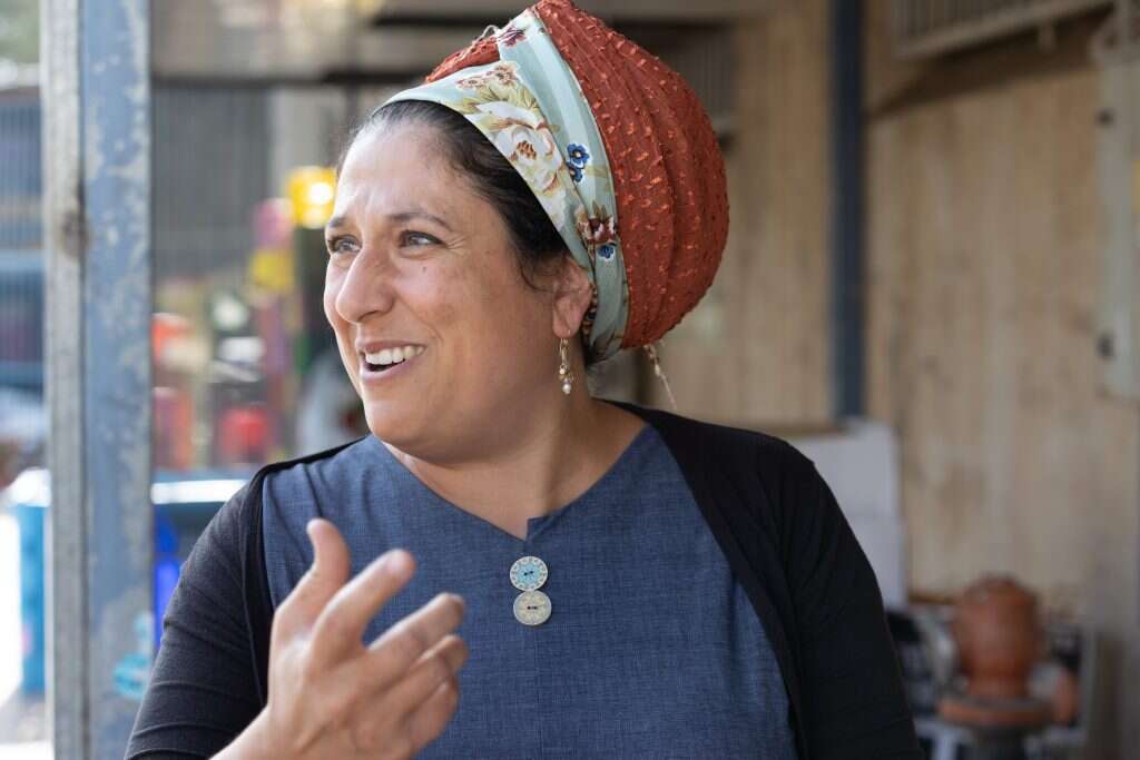 פנקס הבוחרים. | יוסי אלוני