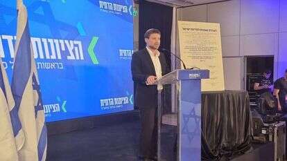 סמוטריץ' אחרי ההכרזה על רשימת הציונות הדתית. | מיכאל טוכפלד