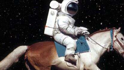 תמונה שנוצרה על ידי מערכת  DALLE על פי המילים "אסטרונאוט רוכב על סוס". | AFP