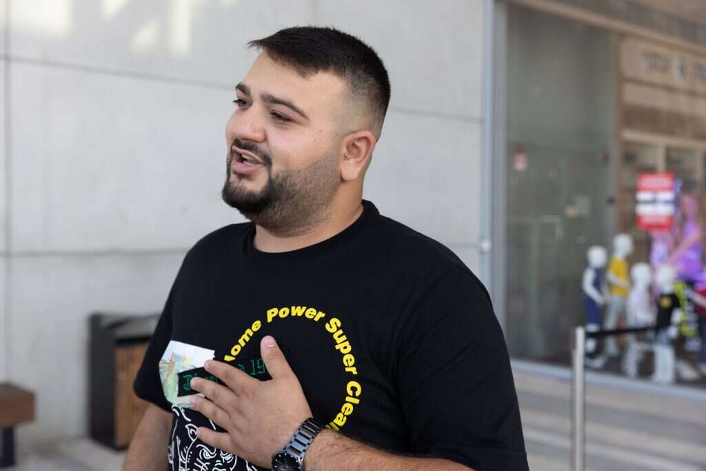 יקיר. | יוסי אלוני