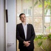 ד"ר ארי איתן. | יונתן זינדל, פלאש 90