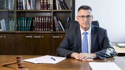 גדעון סער. | אבישג שאר-ישוב