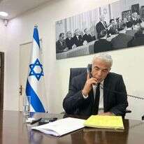 התמונה שהפיצה לשכת רה"מ ובה לפיד משוחח עם ביידן, שלשום התמונה שהפיצה לשכת רה"מ ובה לפיד משוחח עם ביידן, שלשום