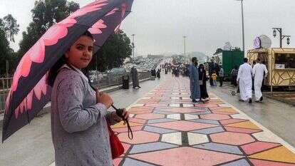 תיירים ברחובות אל-נאמאס, השבוע. | איי.אף.פי