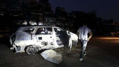 מכוניתם של חסידי ברסלב שהותקפו בשכם השבוע. | איי.אף.פי מכוניתם של חסידי ברסלב שהותקפו בשכם השבוע. | איי.אף.פי