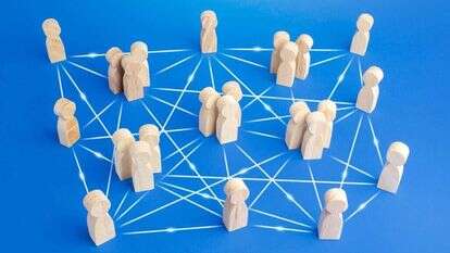 ערבות הדדית. | שאטרסטוק