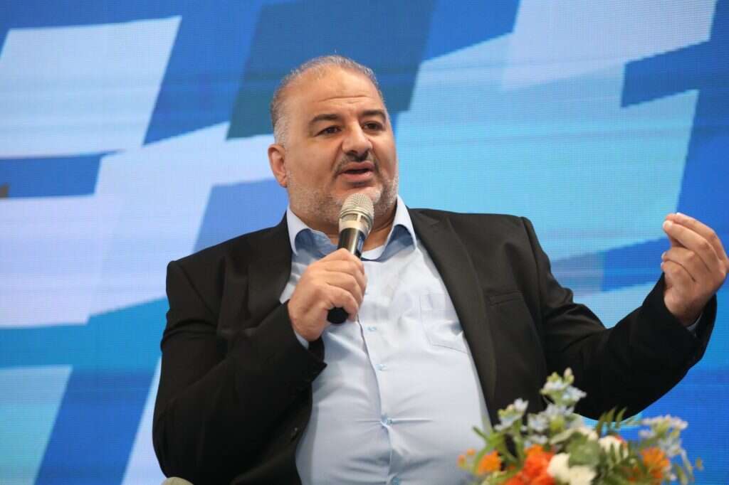 מנסור עבאס | לשכת עורכי הדין