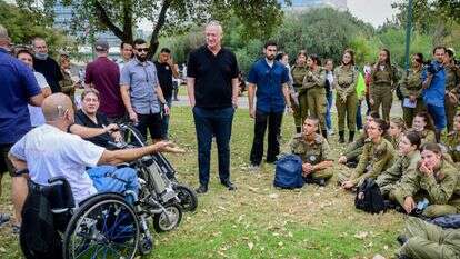 שר הביטחון בני גנץ במפגש עם נכי צה"ל, 2021. | אבשלום ששוני - פלאש 90