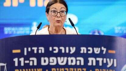 נשיאת בית המשפט העליון אסתר חיות נואמת בוועידת המשפט. | גדעון מרקוביץ'/פלאש90