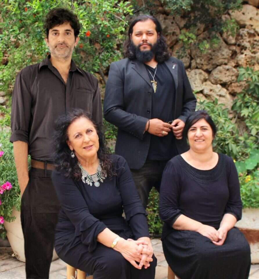 בנו של הרמב"ם, בית הקונפדרציה. | אליעז ראובן-דנקנר