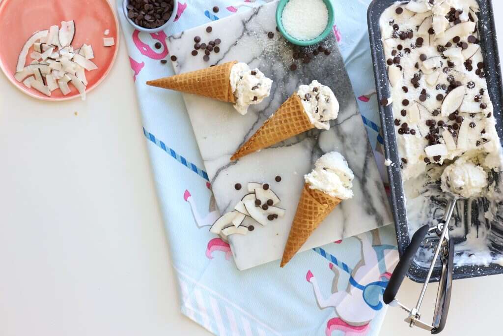 גלידת קוקוס. | אפרת ליכטנשטט גלידת קוקוס. | אפרת ליכטנשטט