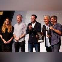 פסטיבל הקולנוע בשומרון, יולי 2022 . מימין: הבמאי ניר ברגמן, משה אדרי, יוסי דגן, חילי טרופר ואסתר אלוש. | אולפני אתרוג