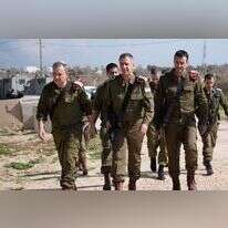 אלוף הרצי הלוי, הרמטכ"ל אביב כוכבי ואלוף אליעזר טולדנו בסיור בגזרת עזה, פברואר 2019. | דובר צה"ל אלוף הרצי הלוי, הרמטכ"ל אביב כוכבי ואלוף אליעזר טולדנו בסיור בגזרת עזה, פברואר 2019. | דובר צה"ל