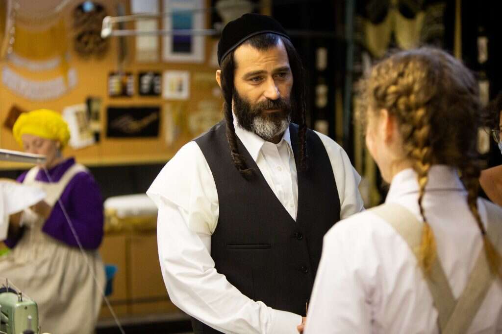 מקום שאין בו גבולות של אסור ומותר. מתוך הסדרה "ריקוד האש". | עידן מילמן, באדיבות yes