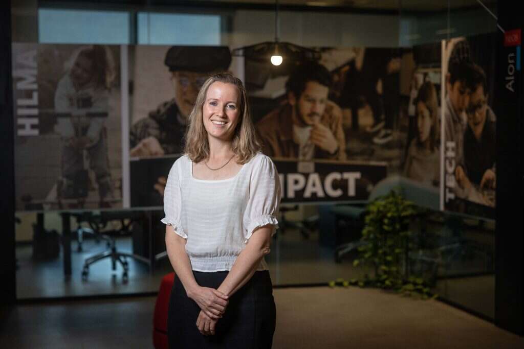 אופיר. | יונתן זינדל, פלאש 90