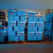 קלפיות בוועדת הבחירות המרכזית. | פלאש 90