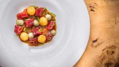 נופר בוגנים נופר בוגנים