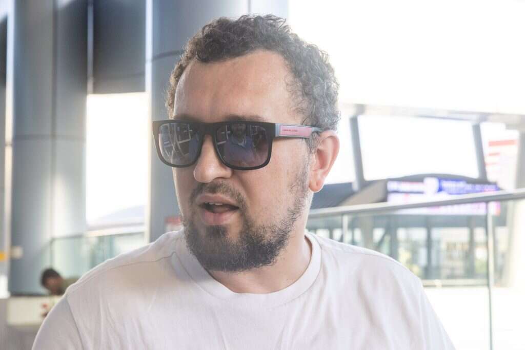 אנטון. | יוסי אלוני אנטון. | יוסי אלוני