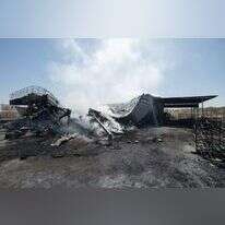 בקושי הצליחו לסגור את המקררים. מפעל האריזה העשן, אתמול צילומים: שריה דיאמנט