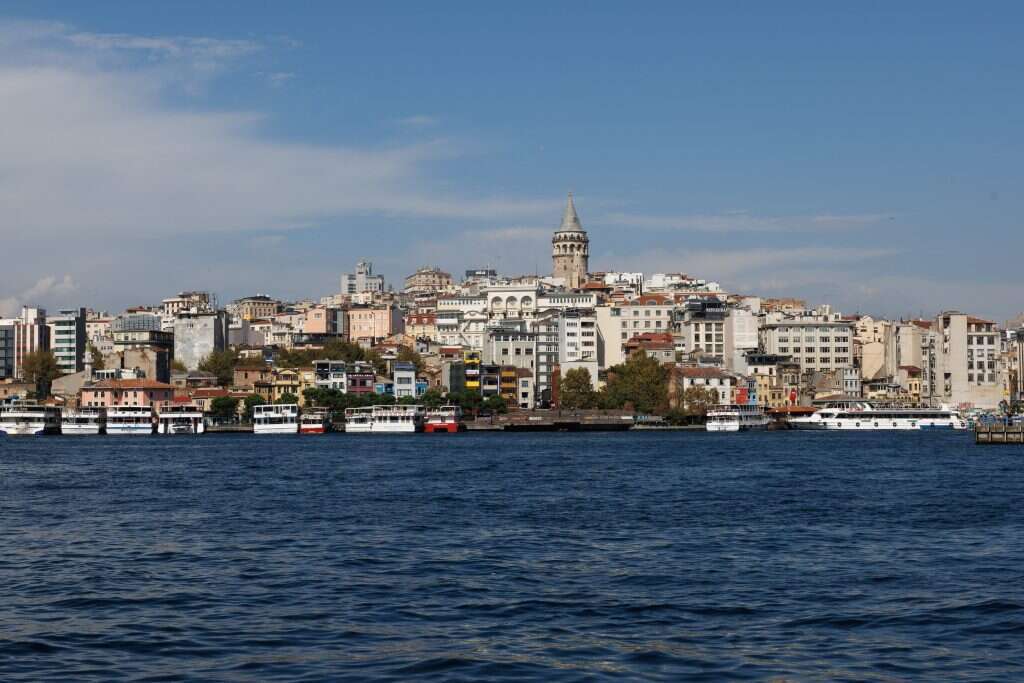 מבט על החלק האסייתי
של איסטנבול. | אנצ'ו גוש, ג'יני