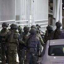 כוחות צה"ל מחוץ לשועפט, אתמול. | EPA