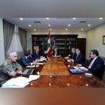 בכירים לבנונים דנים בהסכם הגבול עם ישראל. | AFP בכירים לבנונים דנים בהסכם הגבול עם ישראל. | AFP