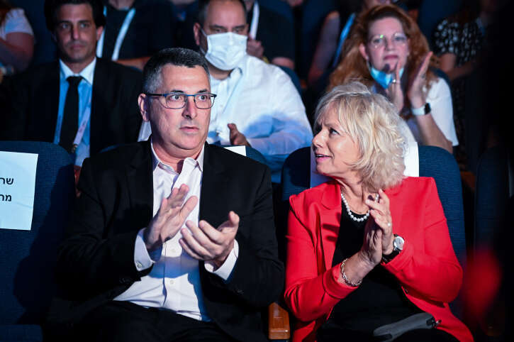 שר המשפטים גדעון סער ועיוצת המשפטית לממשלה, גלי בהרב מיארה. | אבשלום ששוני / פלאש90 שר המשפטים גדעון סער ועיוצת המשפטית לממשלה, גלי בהרב מיארה. | אבשלום ששוני / פלאש90