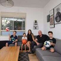 משפחת קראוס, מרחביה. | אייל מרגולין - ג'יני