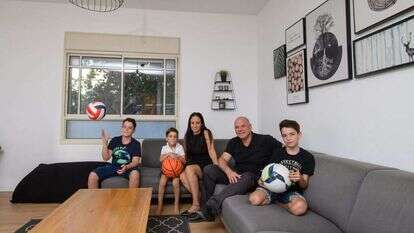 משפחת קראוס, מרחביה. | אייל מרגולין - ג'יני