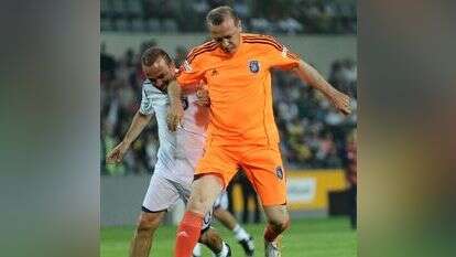 ארדואן במשחק ראווה באצטדיון של
קבוצת איסטנבול בשאקשהיר, 2014 | איי.אף.פי