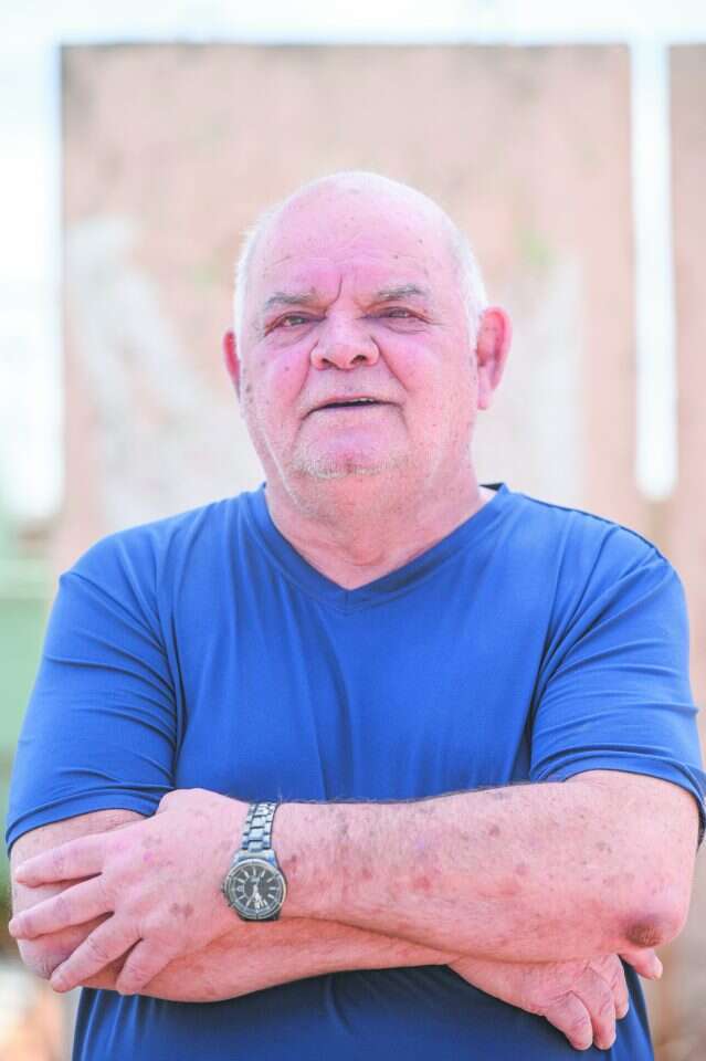 עמנואל חרשתי. | איל מרגולין - ג׳יני