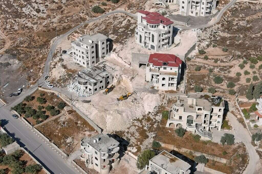 בניה בלתי חוקית, מחמס, ארכיון. | רגבים