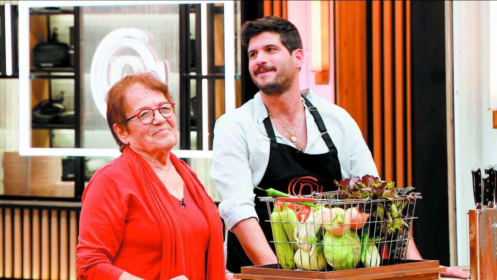 להביא את השטח לתוכנית. גרדי עם סבתו באודישן. | באדיבות קשת 12 להביא את השטח לתוכנית. גרדי עם סבתו באודישן. | באדיבות קשת 12