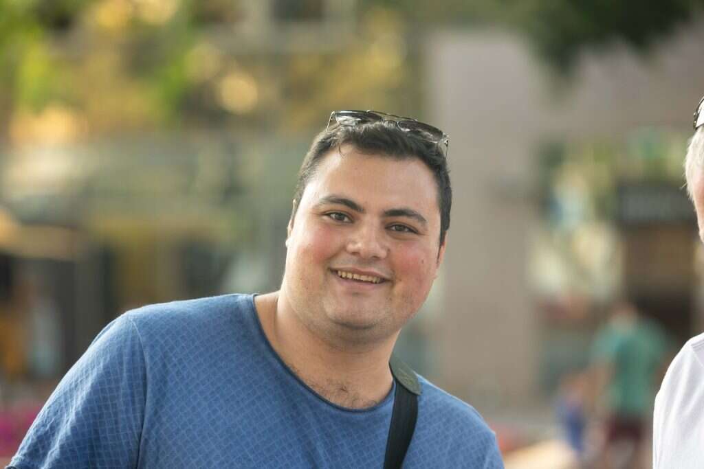 אלון דנסס. | יוסי אלוני