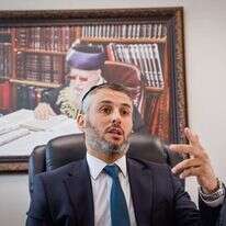 חיים ביטון. | אוליבייה פיטוסי, פלאש 90