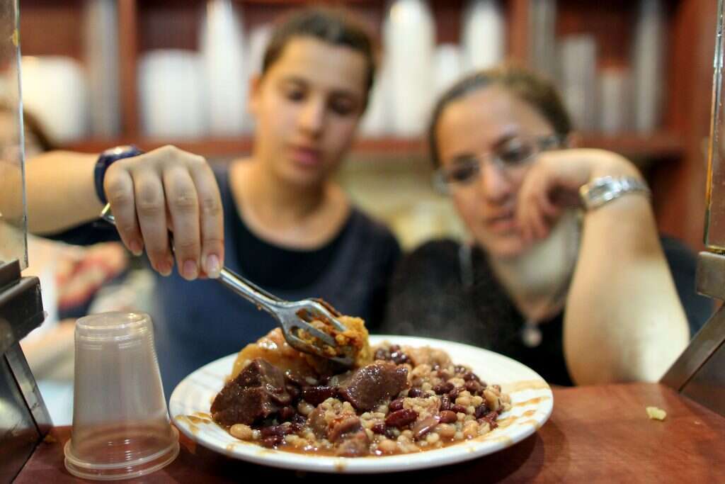 לא רק טרנד. סיורי אוכל בליל שישי. צילומים: נתי שוחט - פלאש 90