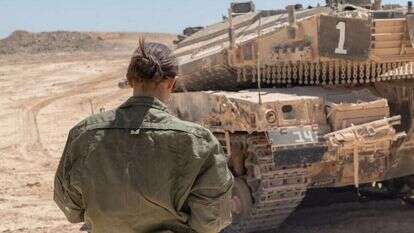 לוחמות בטנק. אילוסטרציה. | דו"צ לוחמות בטנק. אילוסטרציה. | דו"צ