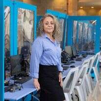 מצלמות גוף ונהלים ברורים. לורה נחום במטה ועדת הבחירות המרכזית, השבוע | אוליבייה פיטוסי - פלאש 90