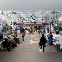 פנקס הבוחרים. | יוסי אלוני