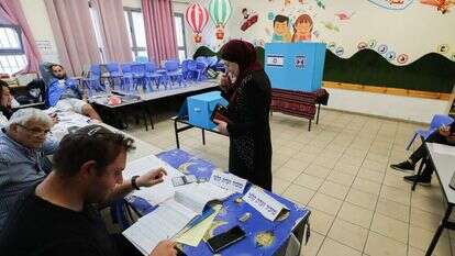 קלפי בעיר טייבה. | ג'מאל עוואד/פלאש90 קלפי בעיר טייבה. | ג'מאל עוואד/פלאש90