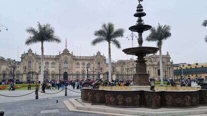 הכיכר המרכזית בעיר העתיקה בלימה, פרו