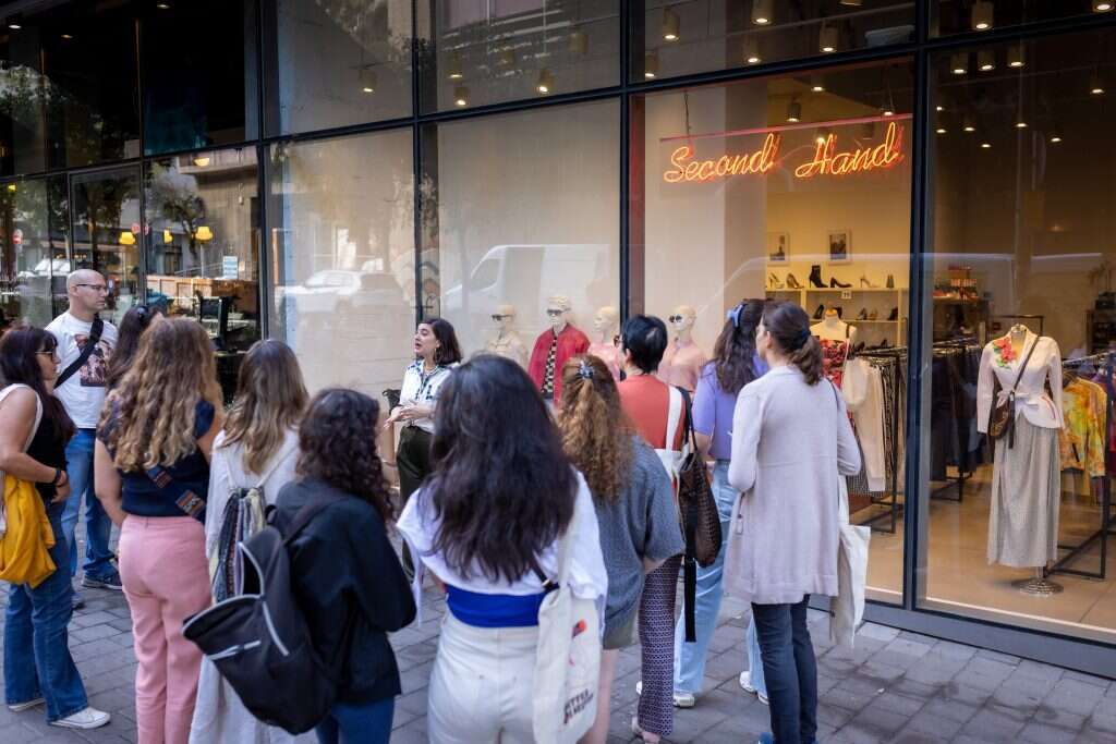 גם פריטים במשקל. בן–עמי בסיור. | אריק סולטן