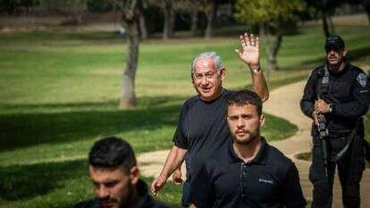 נתניהו בגן סאקר, למחרת הבחירות. | יונתן זינדל, פלאש 90 נתניהו בגן סאקר, למחרת הבחירות. | יונתן זינדל, פלאש 90