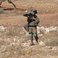 לוחם צה"ל סמוך לשכם. | EPA