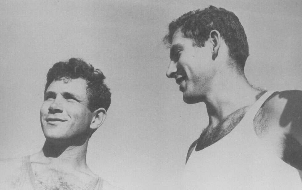 יוני וביבי נתניהו בעת שירותם בסיירת מטכ"ל, 1971. | ארכיון פרטי