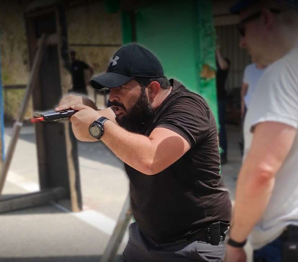 "אם יש לך אמסטף עם רסן, הוא לא שונה מפינצ'ר". כהן במטווח. | הוועד להצלת הנגב - סיירת בראל